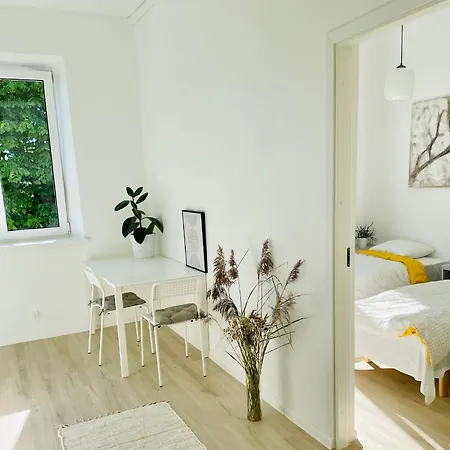 Апартаменты Endla Ja Apartamendid Хаапсалу