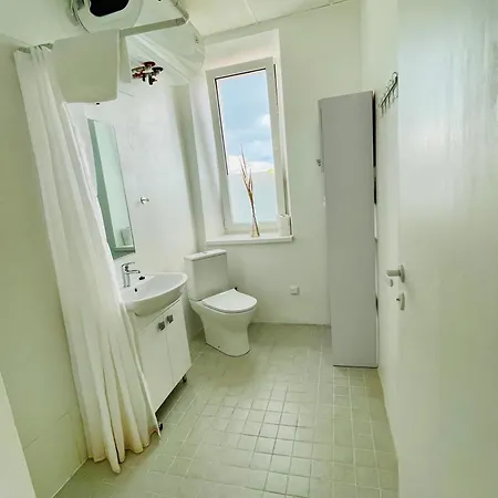 Endla Ja Apartamendid Хаапсалу