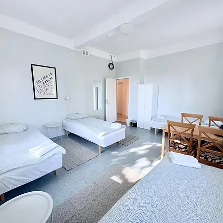Endla Ja Apartamendid * Хаапсалу