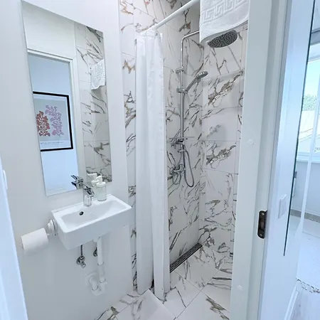 アパート Endla Ja Apartamendid *