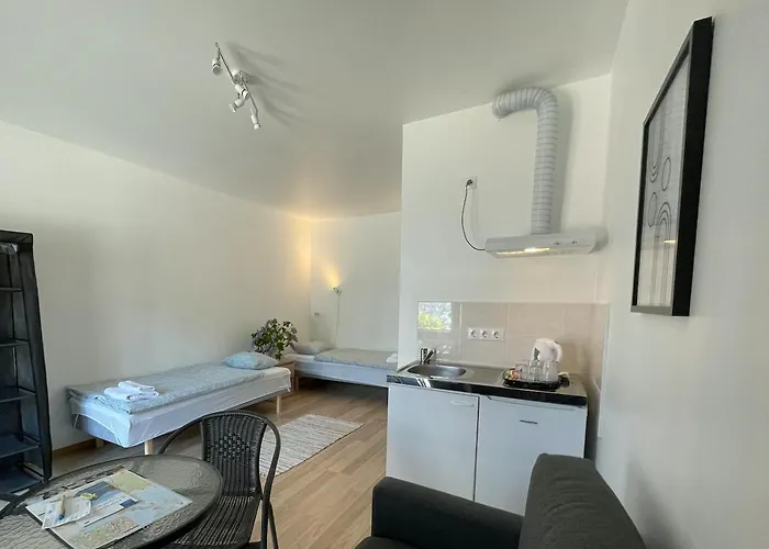 Endla Ja Apartamendid * Hapsal